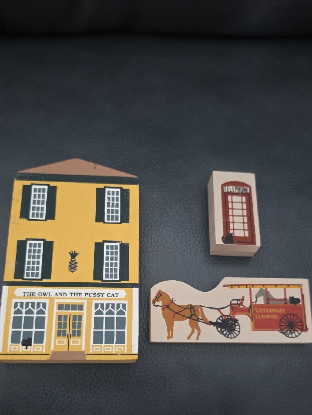 The Cat's Meow Hand-Painted Old Town Village Shop Set - Picture 7 of 8